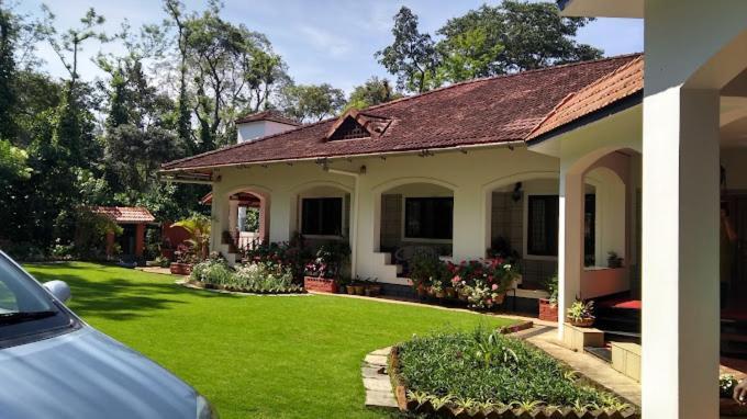 Emerald Castle Villa Madikeri Exterior foto